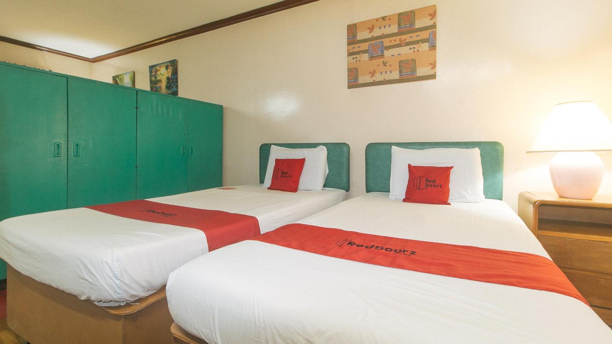 Reddoorz At Broadway Court Apartelle Ciudad Quezon Exterior foto