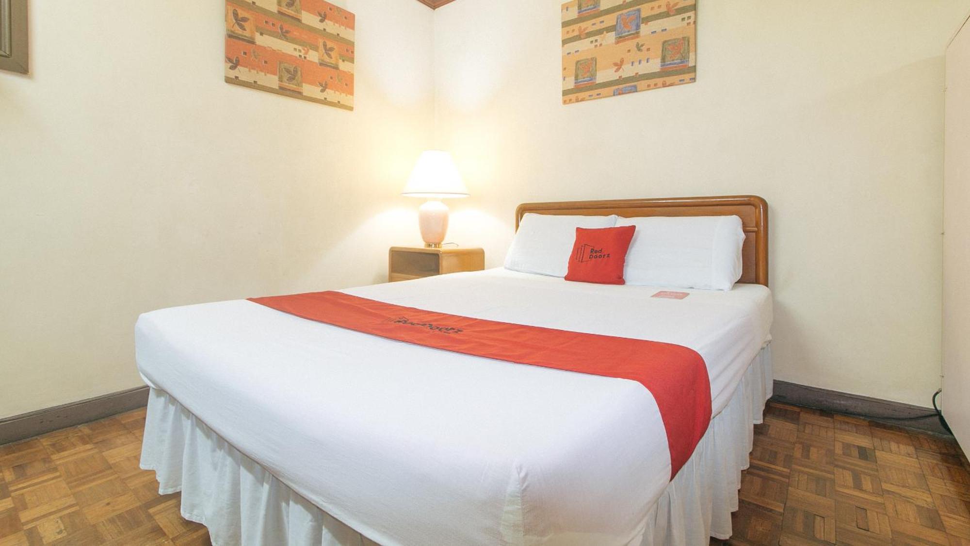Reddoorz At Broadway Court Apartelle Ciudad Quezon Exterior foto